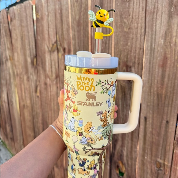 Stanley Winnie the Pooh Tumbler with Bee Topper - Picture 2 of 3